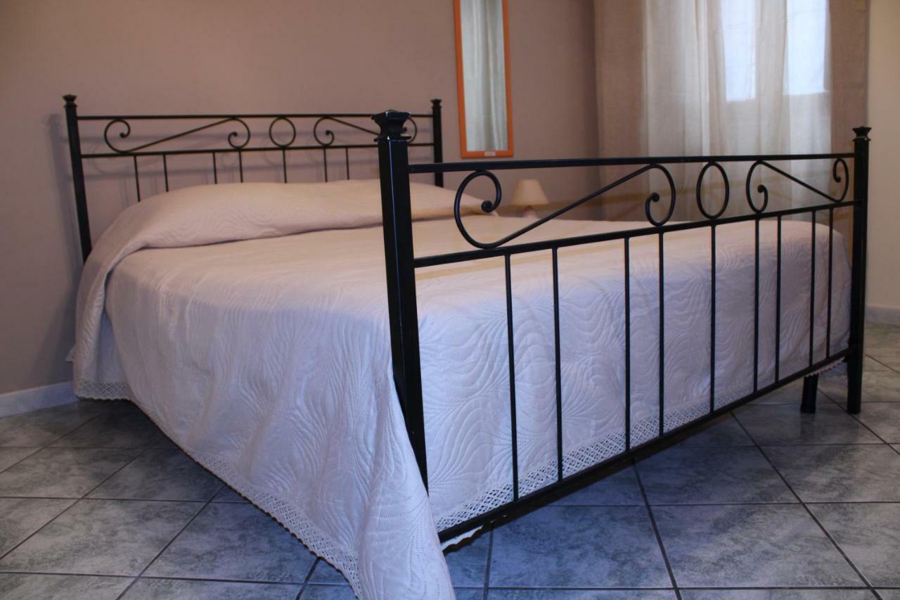 Il Normanno B&B Mileto エクステリア 写真